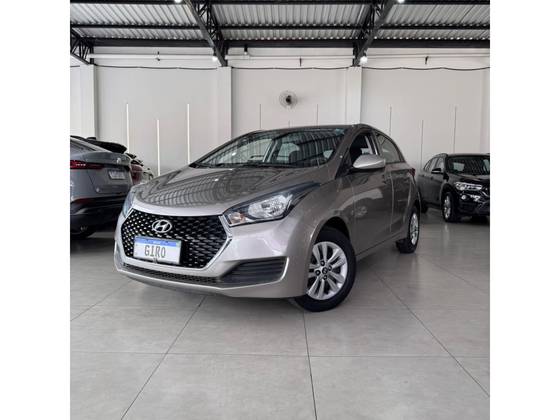 HYUNDAI HB20 1.0 UNIQUE 12V FLEX 4P MANUAL HYUNDAI HB20 1.0 UNIQUE 12V FLEX 4P MANUAL